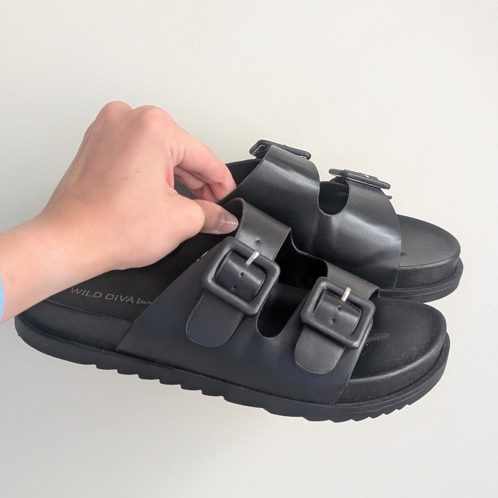 Black sandals